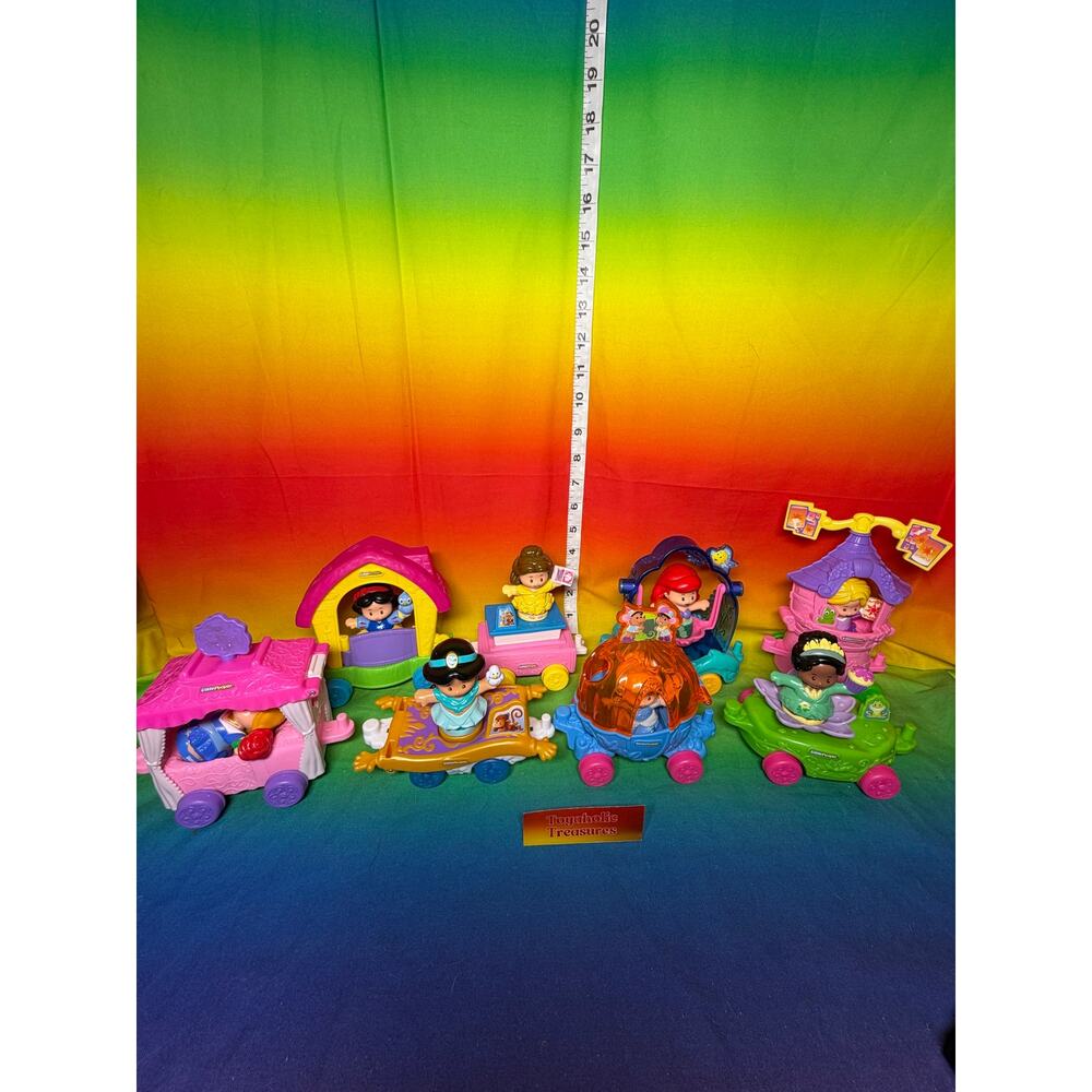 Fisher Price Little People Disney Princess Parade Float & Figures